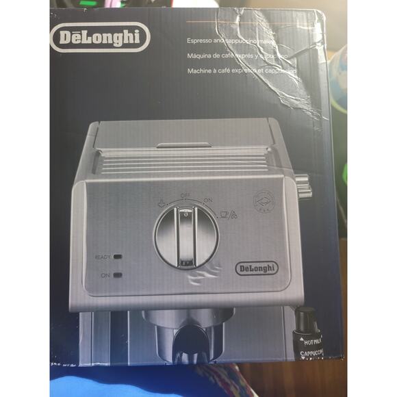 De'Longhi - 15-Bar Pump Espresso and Cappuccino Machine, Stainless Steel ECP3630 - Picture 5 of 6